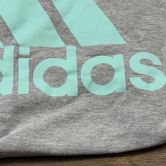 Adidas Women's Gray Cotton Logo T-Shirt Sz L Teal, Short Sleeve, Athletic, Light - Picture 2 of 8